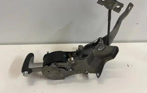Honda CR-V Handbrake/parking brake lever assembly