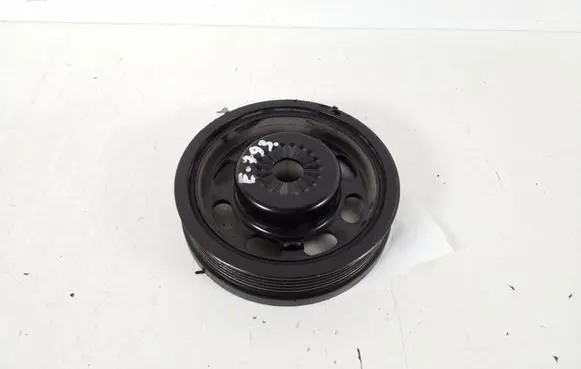 Volkswagen Caddy Crankshaft pulley 04E105243E