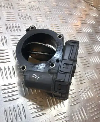 Mercedes-Benz E W212 Throttle valve 0280750573