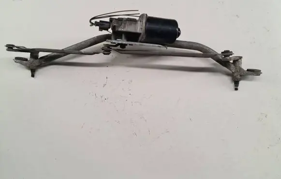 Audi A6 S6 C5 4B Front wiper linkage and motor 4B1955023C 8D1955326B 40458712V