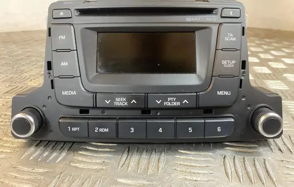 Hyundai i10 Radio/CD/DVD/GPS head unit 96170B90004X AC100B9EE 033EA02823D