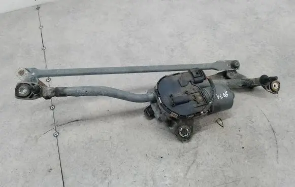 Audi A6 S6 C6 4F Front wiper linkage 