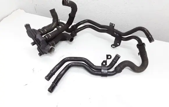 Land Rover Range Rover Sport L320 Engine coolant pipe/hose 6H4Q121144CC JHB501720