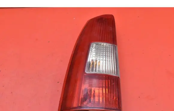 Volvo V70 Rear/tail lights 9154493