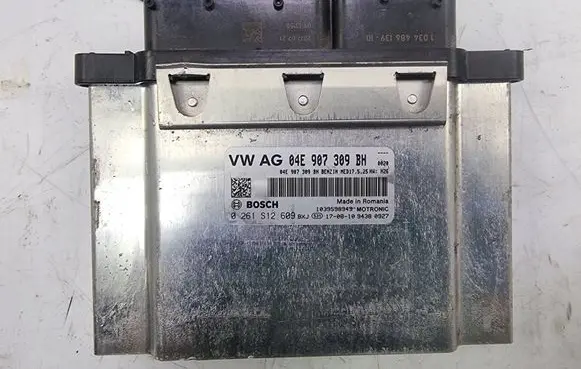 Volkswagen Golf VII Engine control unit/module ECU 04E907309BH