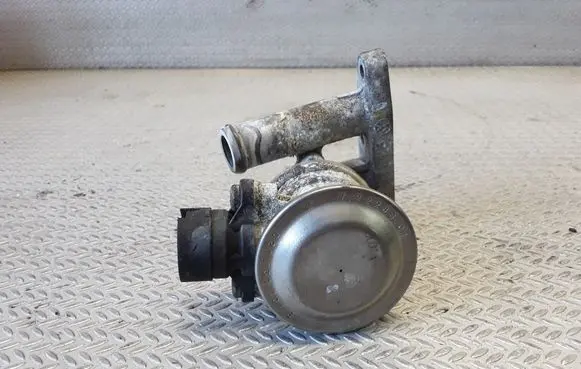 Ford Galaxy EGR valve 021131101E