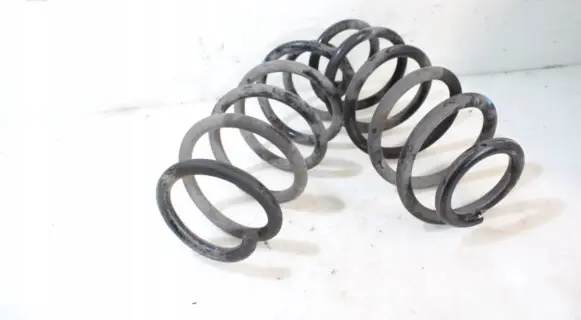Toyota Auris E180 Coil spring/strut mount 