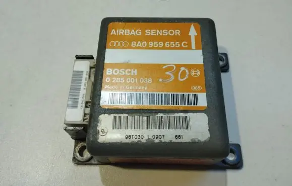Audi A4 S4 B5 8D Airbag control unit/module 8A0959655C 0285001038