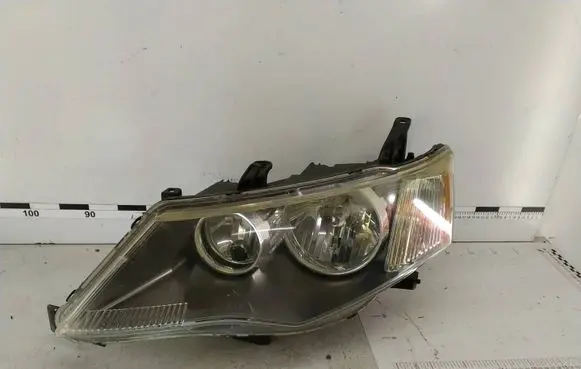 Mitsubishi Outlander Headlight/headlamp P5584L