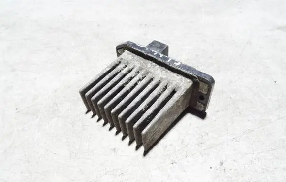 Mitsubishi Galant Heater blower motor/fan resistor MR283263