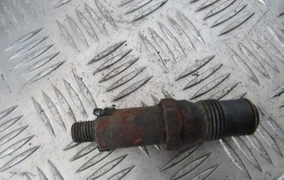 Opel Kadett E Fuel injector LCR6734501C