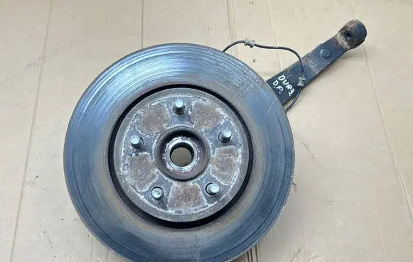 Dodge Durango III Front wheel hub spindle knuckle