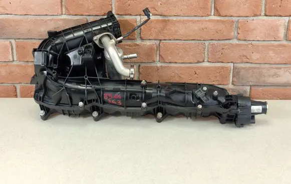 BMW X5 E70 Intake manifold 8511363 7800088