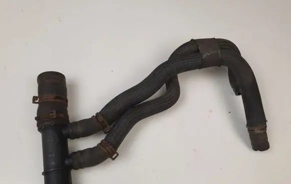Renault Trafic II (X83) Engine coolant pipe/hose