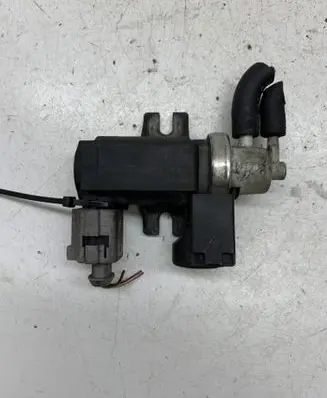 Audi A4 S4 B7 8E 8H Turbo solenoid valve 8E0906627C 72290313