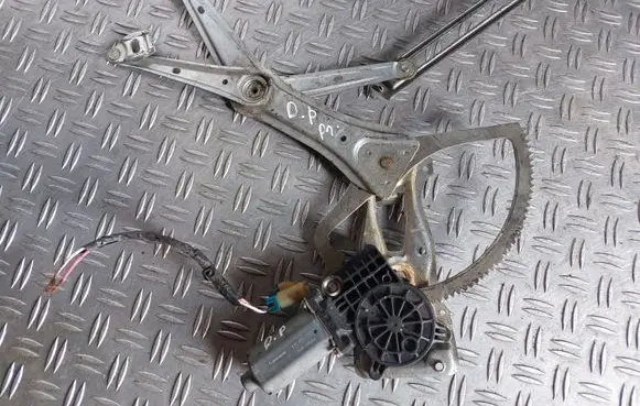 Mercedes-Benz ML W163 Front door window regulator with motor 990408100