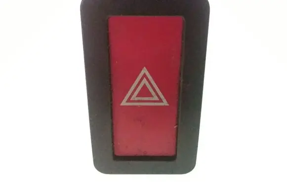 Nissan Almera N16 Hazard light switch 6016