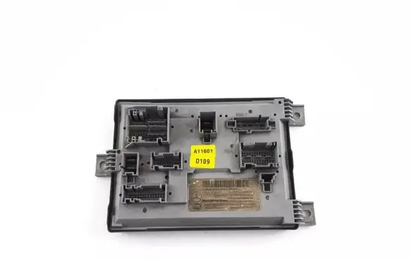 Mercedes-Benz E W213 SAM control unit A2139009922 A2139015306 A1679024501
