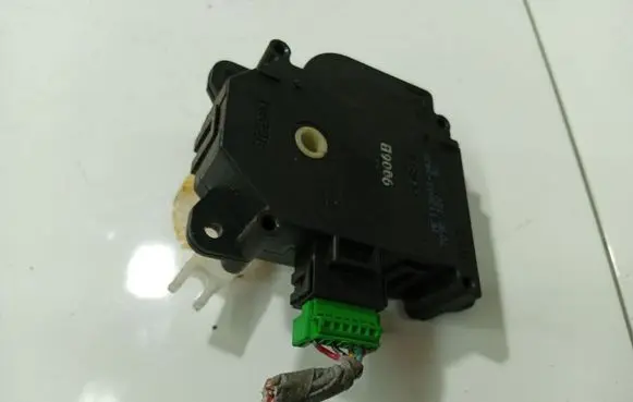 Honda Civic IX Air flap motor/actuator MF1138003430