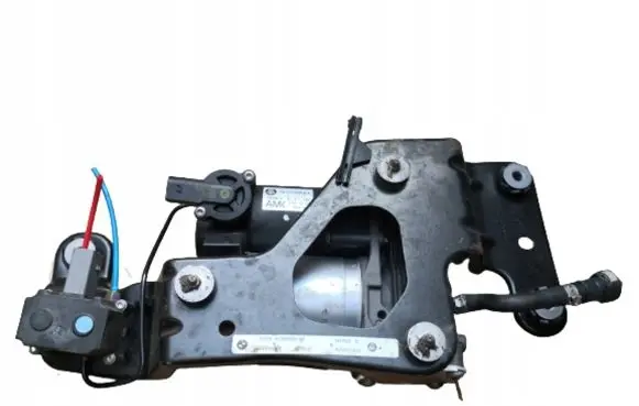 BMW X5 E70 Air suspension compressor/pump 6789938