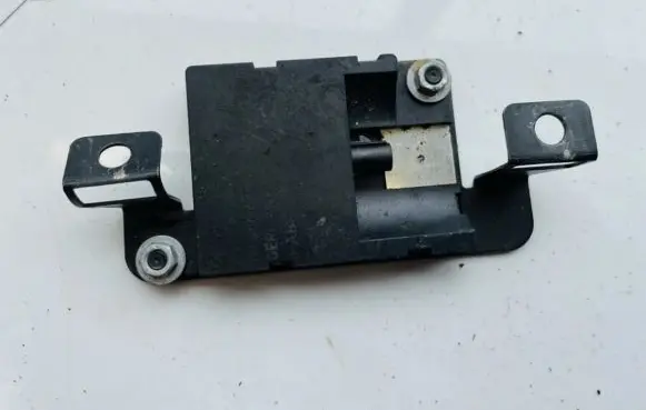 BMW 3 E46 Antenna control unit 8450692846101 84506928461-01
