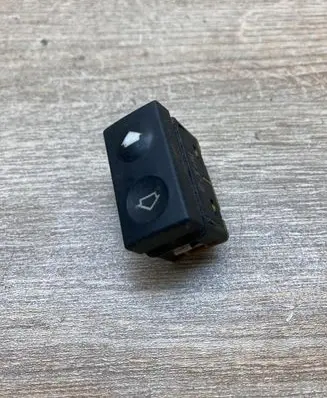 BMW 3 E36 Electric window control switch 8368941