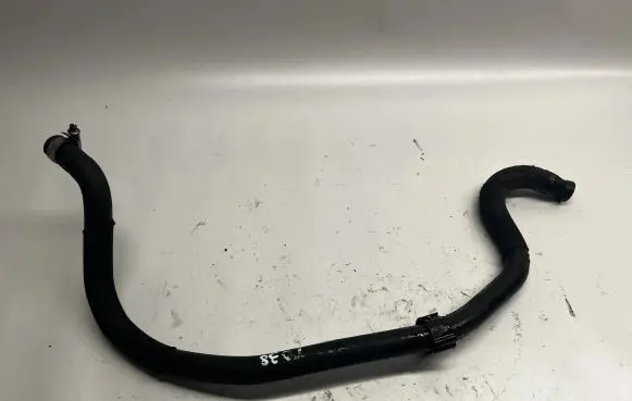 BMW 5 GT F07 Engine coolant pipe/hose 7607841010