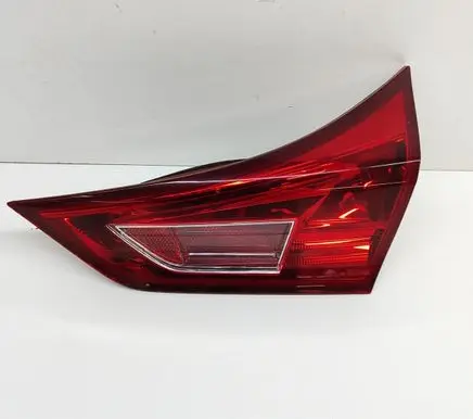 Toyota Auris E180 Tailgate rear/tail lights 8158102450