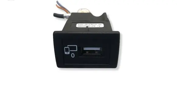 Mercedes-Benz E W213 USB socket connector A2138203200BILI A2138203200