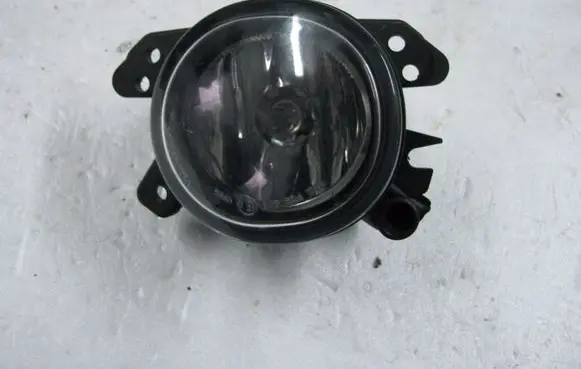 Mercedes-Benz ML W164 Front fog light A2518200756