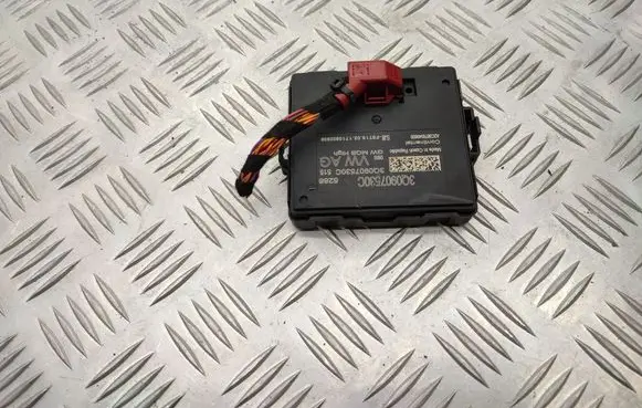 Volkswagen Golf VII Gateway control module 3Q0907530C