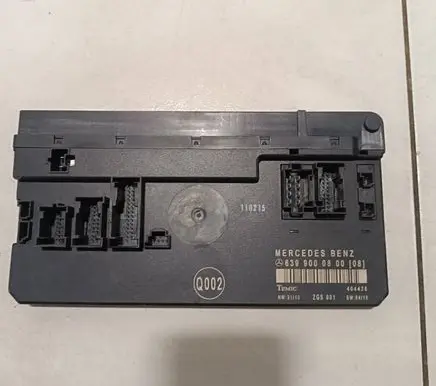 Mercedes-Benz Vito Viano W639 Comfort/convenience module 6399000800 ZGS001 404435