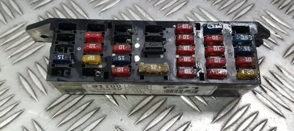 Hyundai H-1, Starex, Satellite Fuse box set 911004A240 91100-4A240