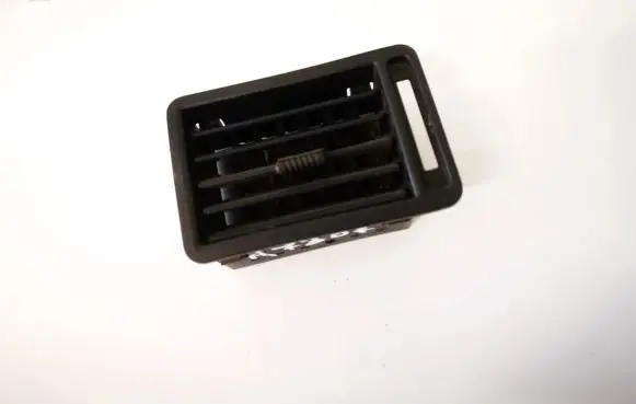 Opel Frontera A Dash center air vent grill