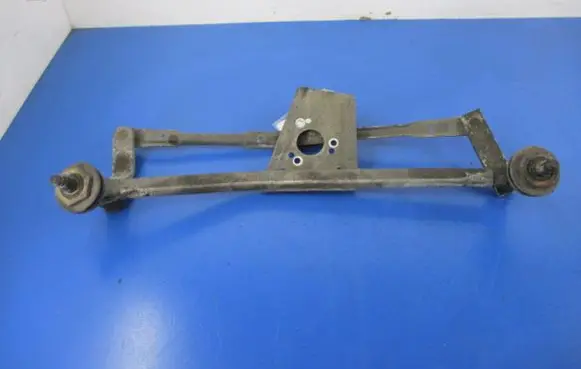 Peugeot 206 CC Front wiper linkage and motor