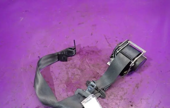 Renault Megane II Front seatbelt