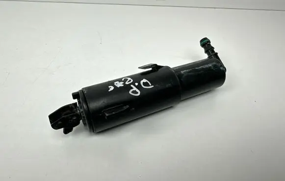 BMW 3 E90 E91 Headlight washer spray nozzle 13037710