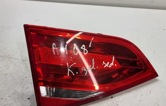 Audi A4 S4 B8 8K Tailgate rear/tail lights 8K5945093D