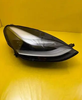 Tesla Model 3 Headlight/headlamp 151495300D