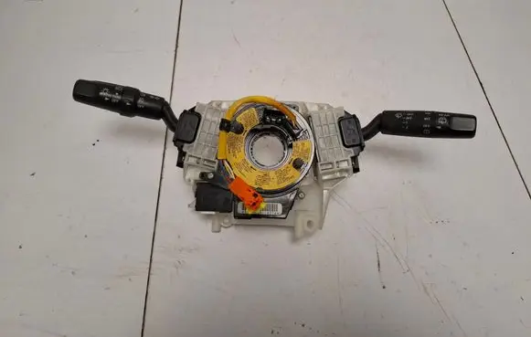 Mazda 3 I Wiper turn signal indicator stalk/switch BP4P17D798