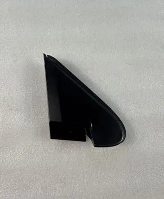 Subaru Crosstrek III Fender end trim 65242FN000