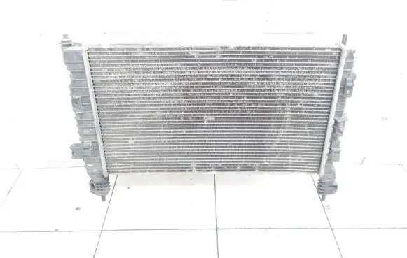 Opel Meriva A Coolant radiator 63087A