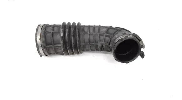Infiniti Q30 Air intake duct part A6070900037
