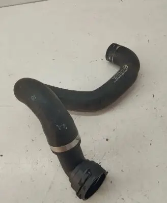 Audi Q5 SQ5 Engine coolant pipe/hose 8R0122101Q
