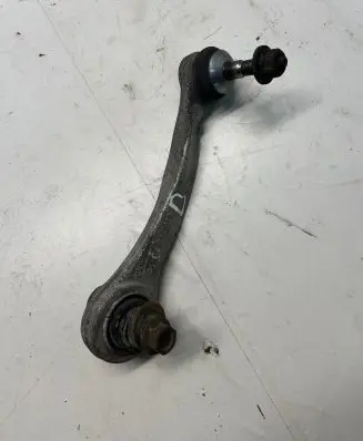 Rear control arm
