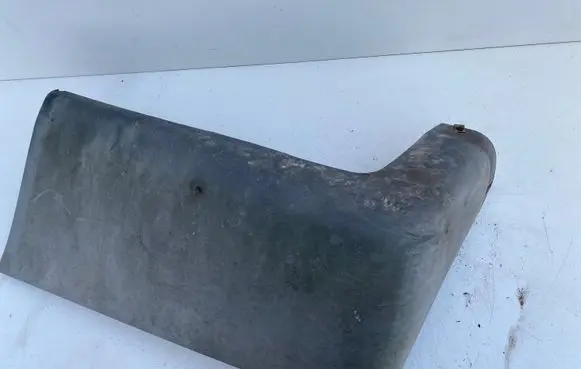Rear bumper corner part panel trim