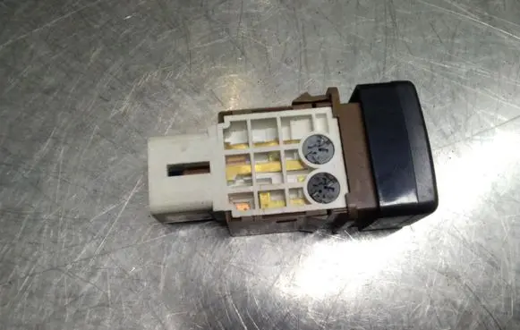 Subaru Legacy Other switches/knobs/shifts