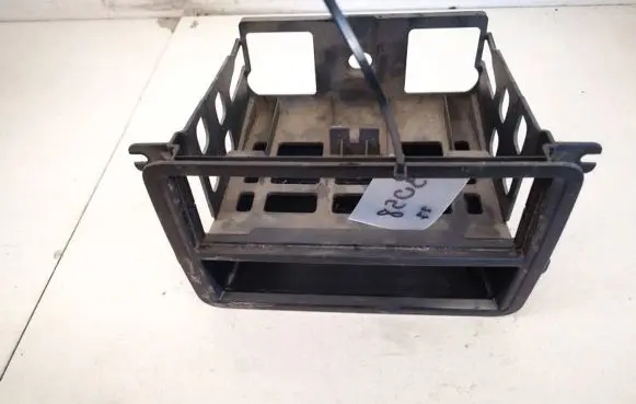 Volkswagen Caddy Other interior part 1t0857058b