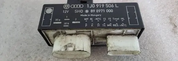 Audi A3 S3 8L Coolant fan relay 1J0919506L