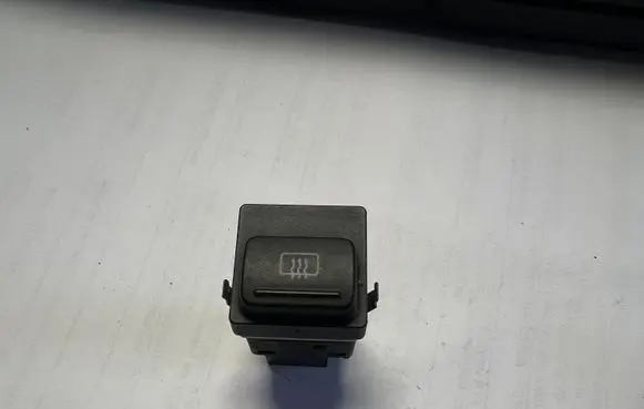 Skoda Fabia Mk2 (5J) Windscreen/window heater switch 5J0959621A
